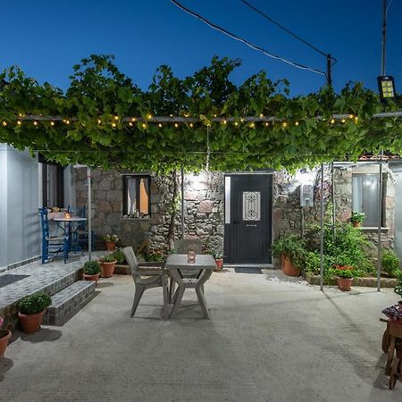 Ρίζες - Rizes Appartement Repanidhion Buitenkant foto