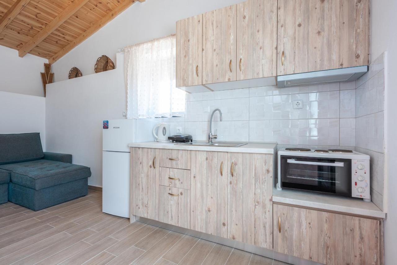 Ρίζες - Rizes Appartement Repanidhion Buitenkant foto