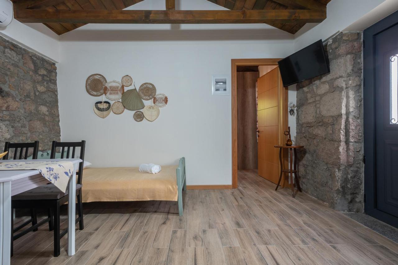 Ρίζες - Rizes Appartement Repanidhion Buitenkant foto